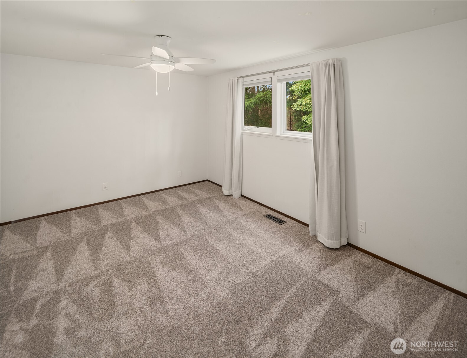 4301 72nd Avenue Property Photo 15