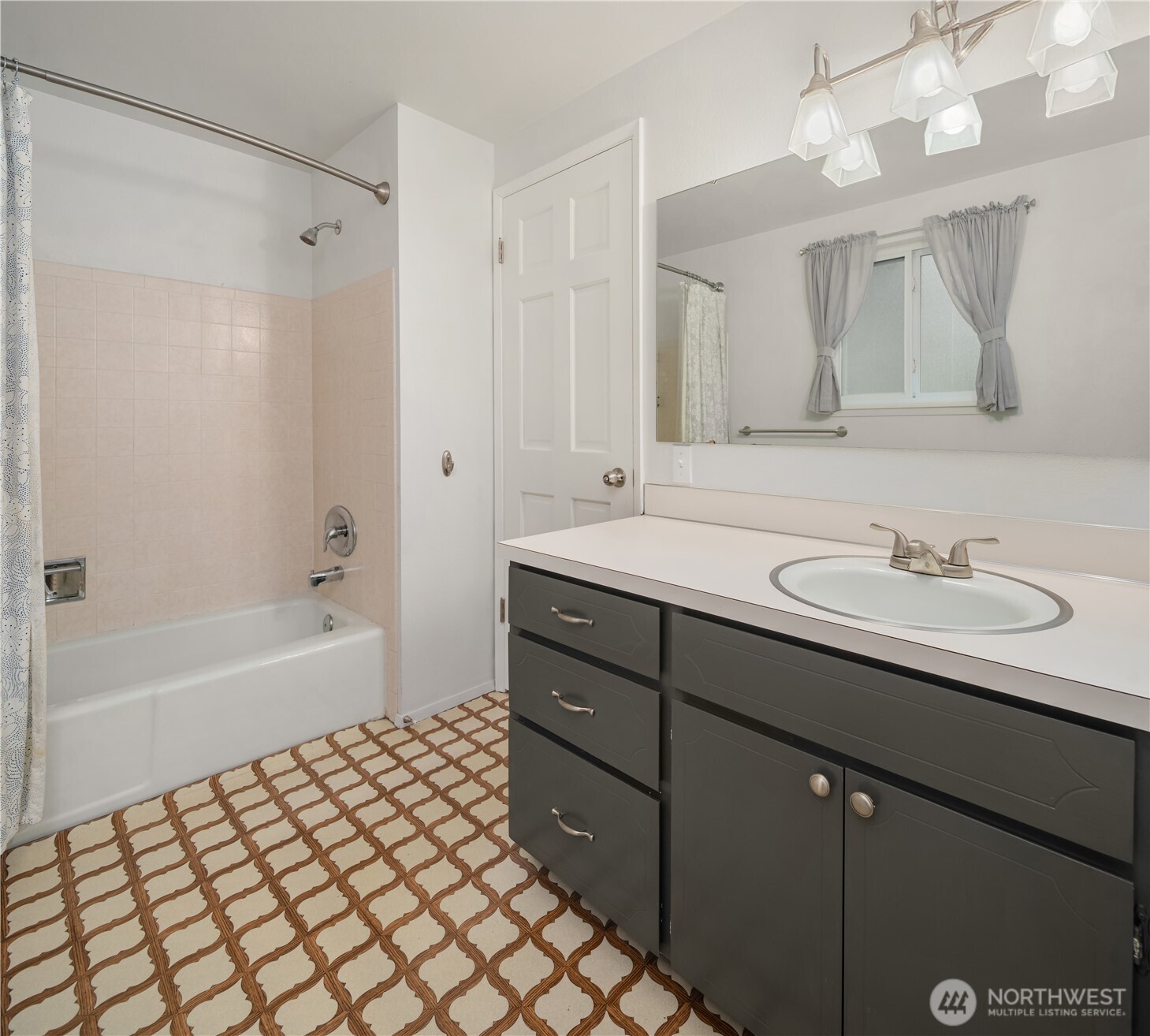 4301 72nd Avenue Property Photo 16
