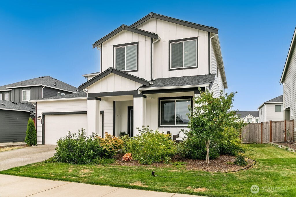 1235 Panoramic Loop Property Photo 2