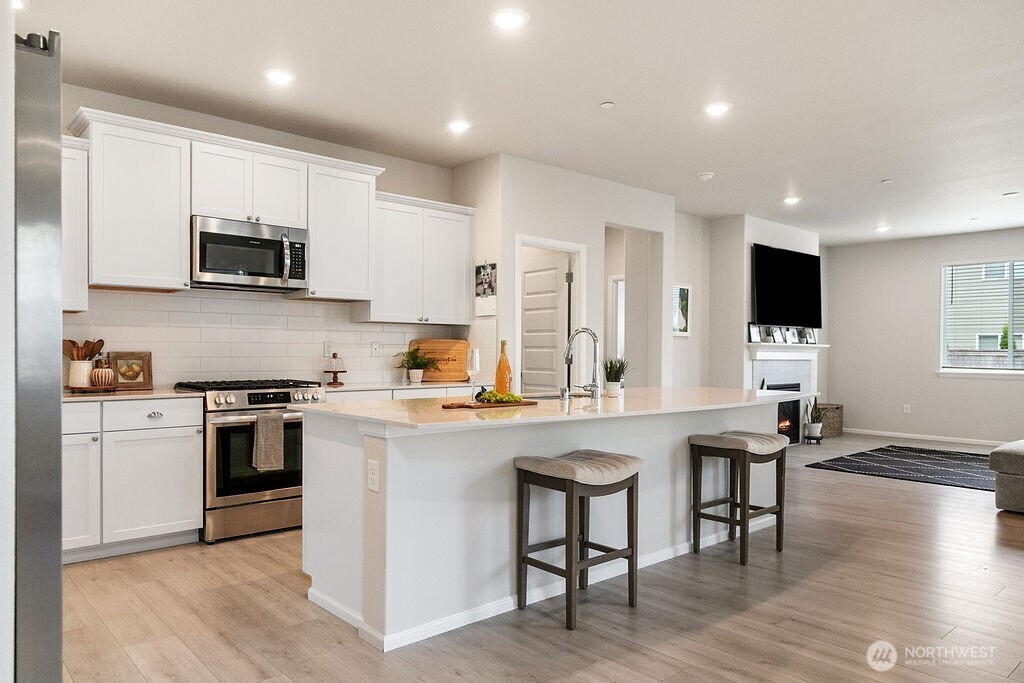 1235 Panoramic Loop Property Photo 6