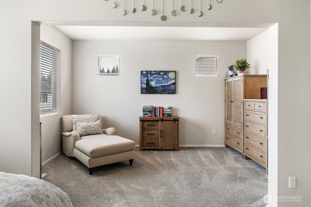 1235 Panoramic Loop Property Photo 17