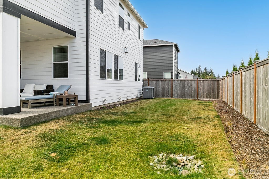 1235 Panoramic Loop Property Photo 34
