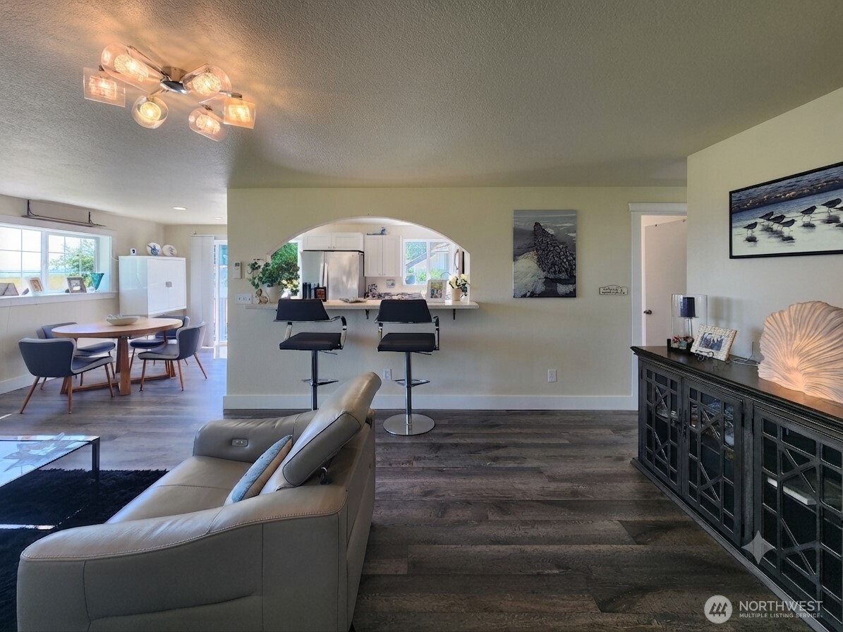 370 Olympic View Avenue Property Photo 15