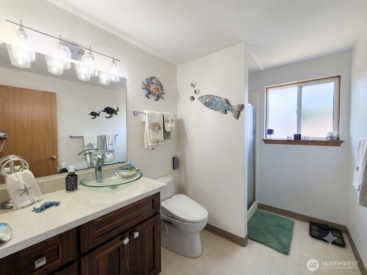 370 Olympic View Avenue Property Photo 18