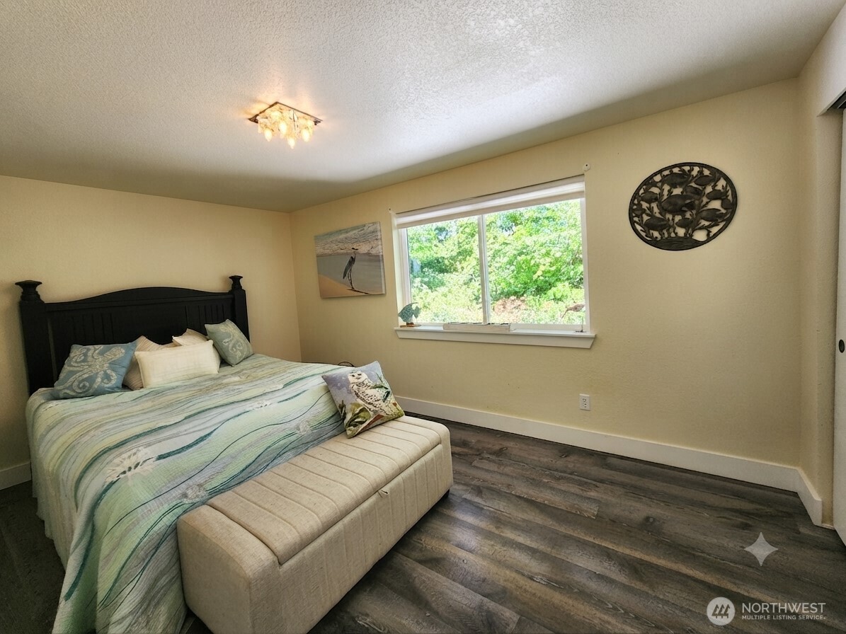 370 Olympic View Avenue Property Photo 19