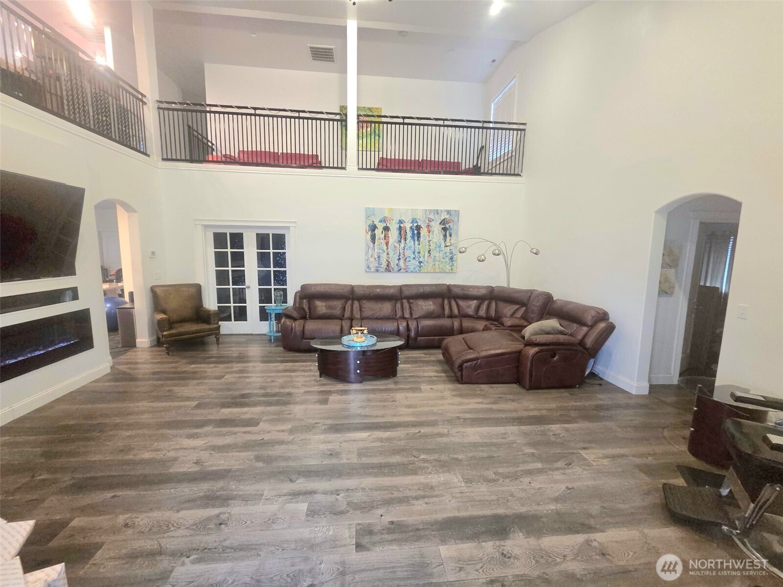 13711 Vickery Avenue Property Photo 6