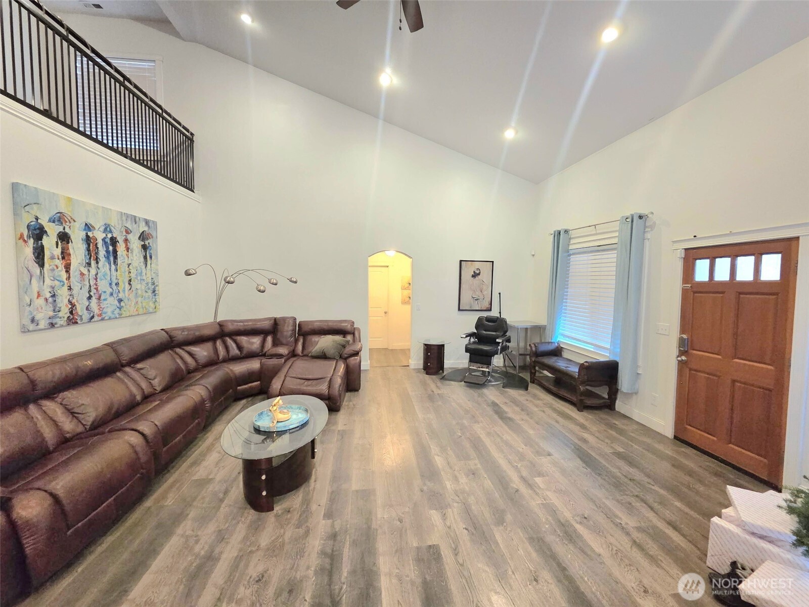 13711 Vickery Avenue Property Photo 8