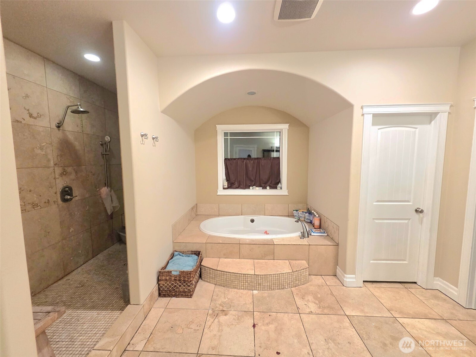 13711 Vickery Avenue Property Photo 25
