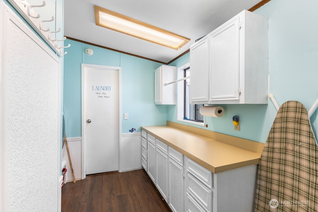 1111 Archwood Drive 281 Property Photo 16