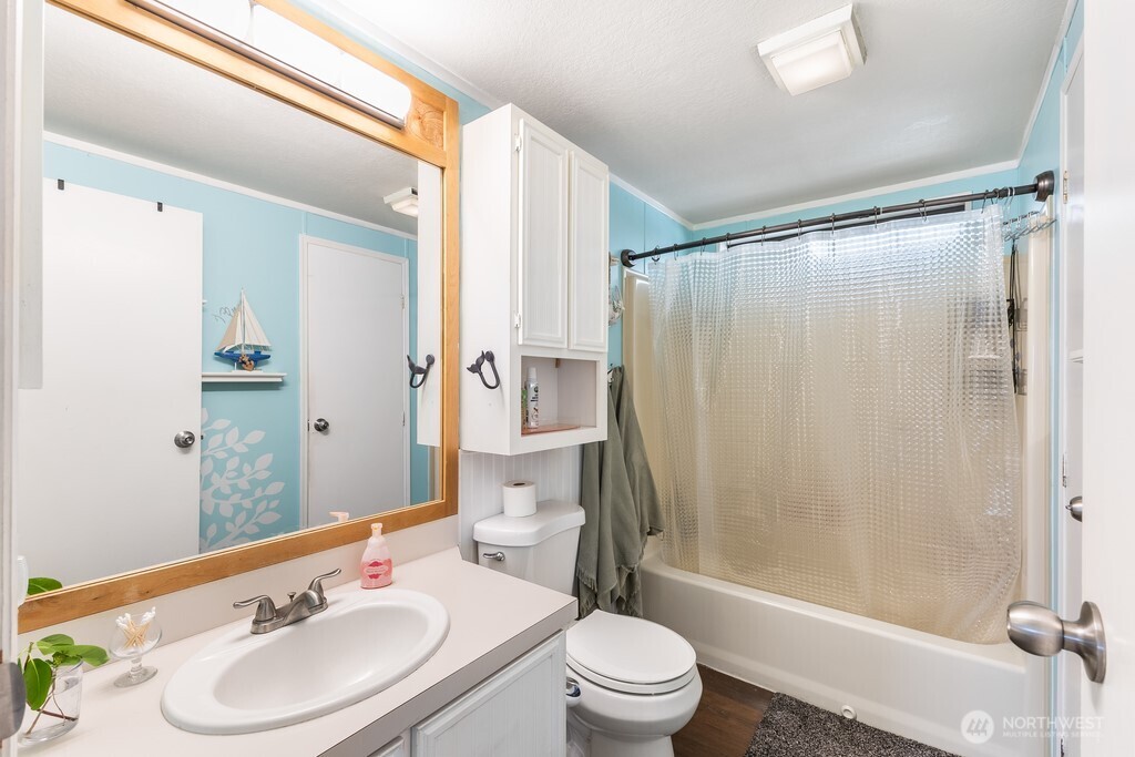 1111 Archwood Drive 281 Property Photo 19