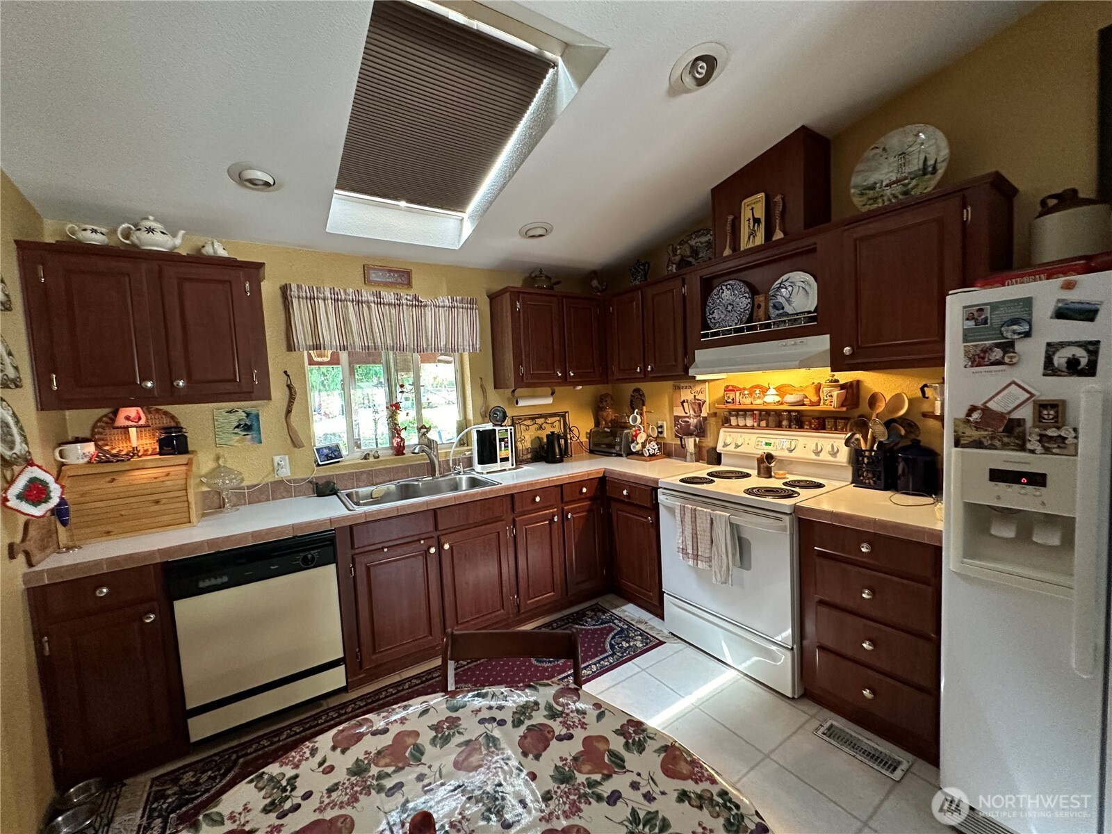 544 Copper Hill Property Photo 9