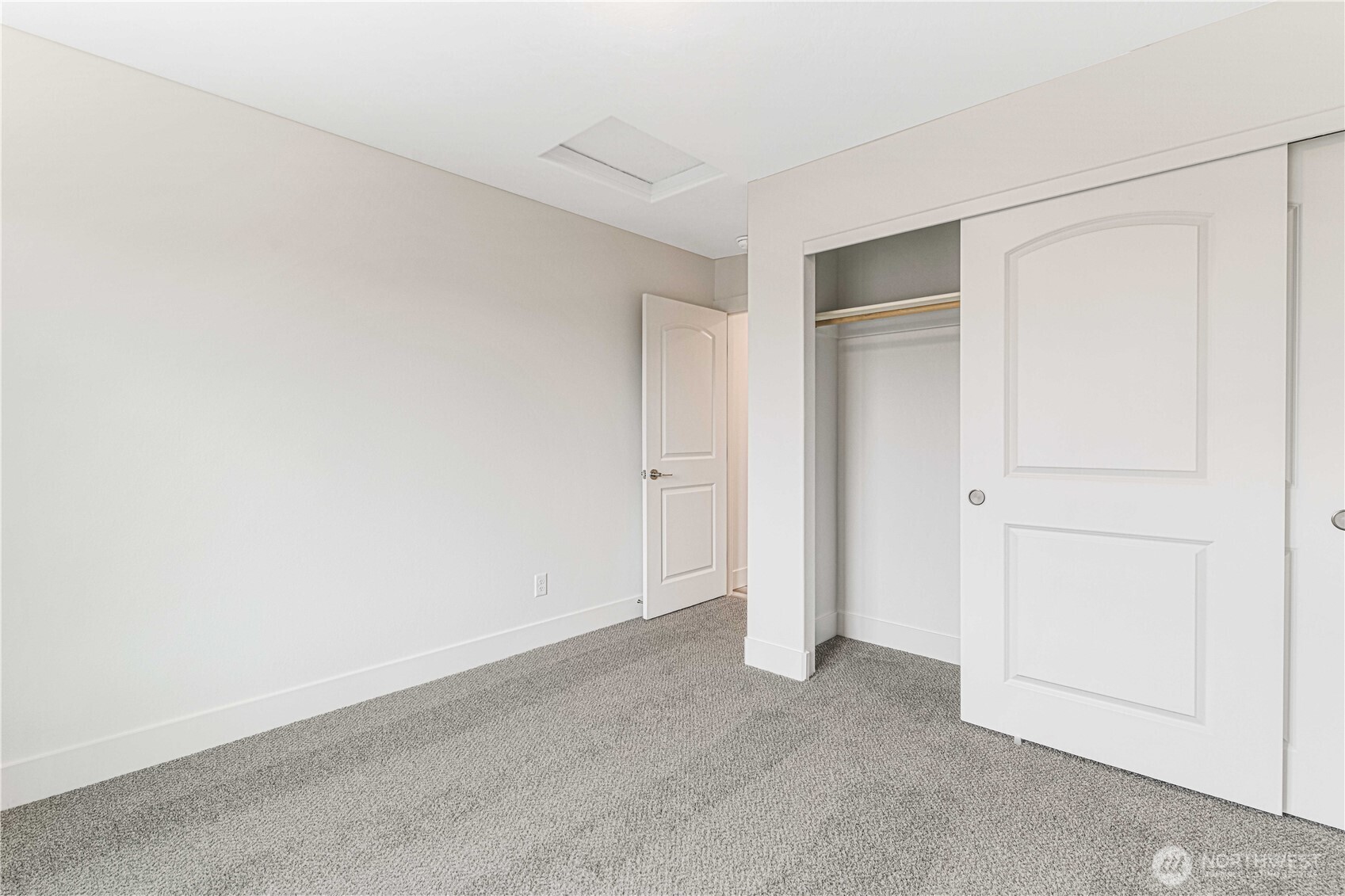 308 N Sandy Loop Property Photo 8