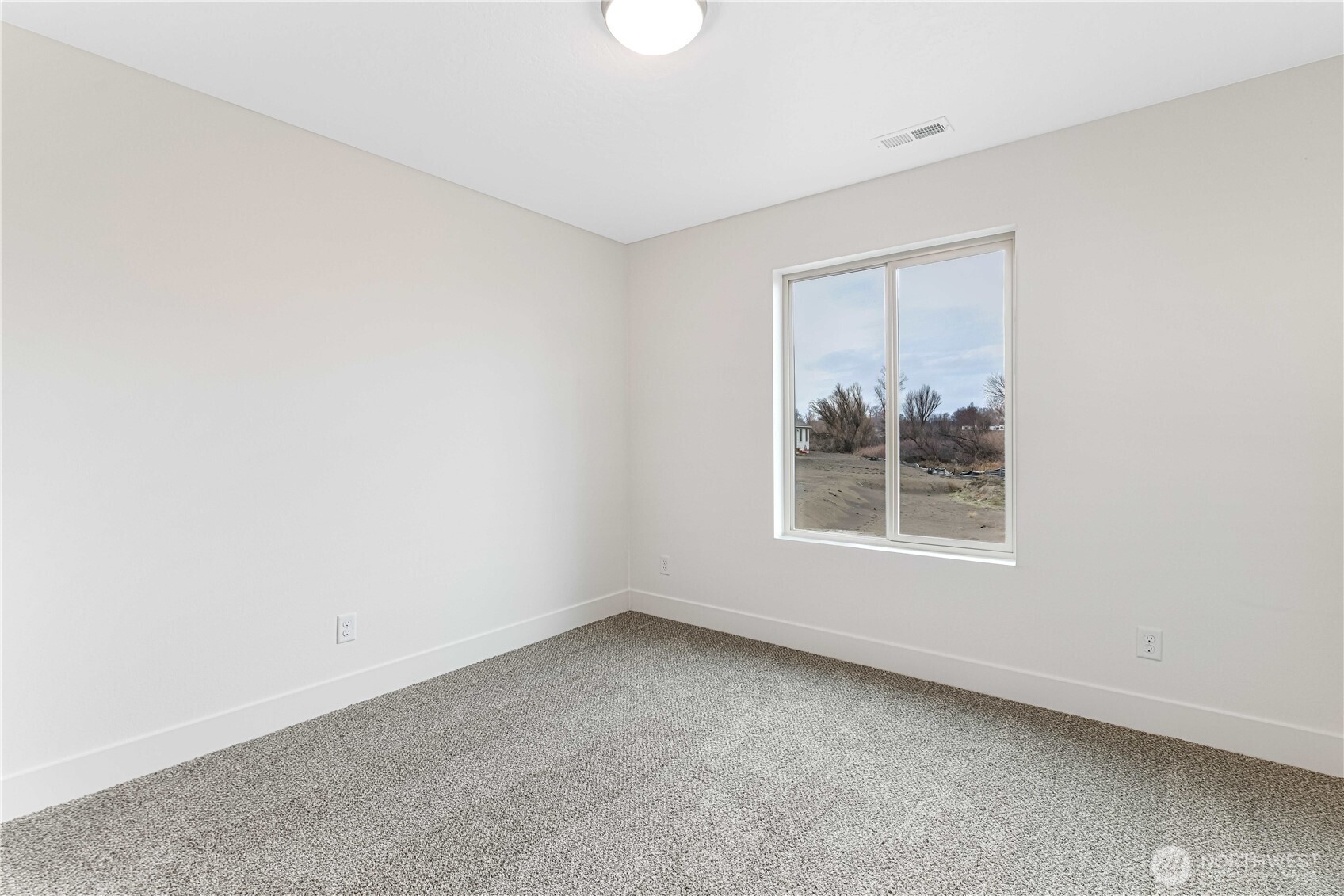 308 N Sandy Loop Property Photo 10