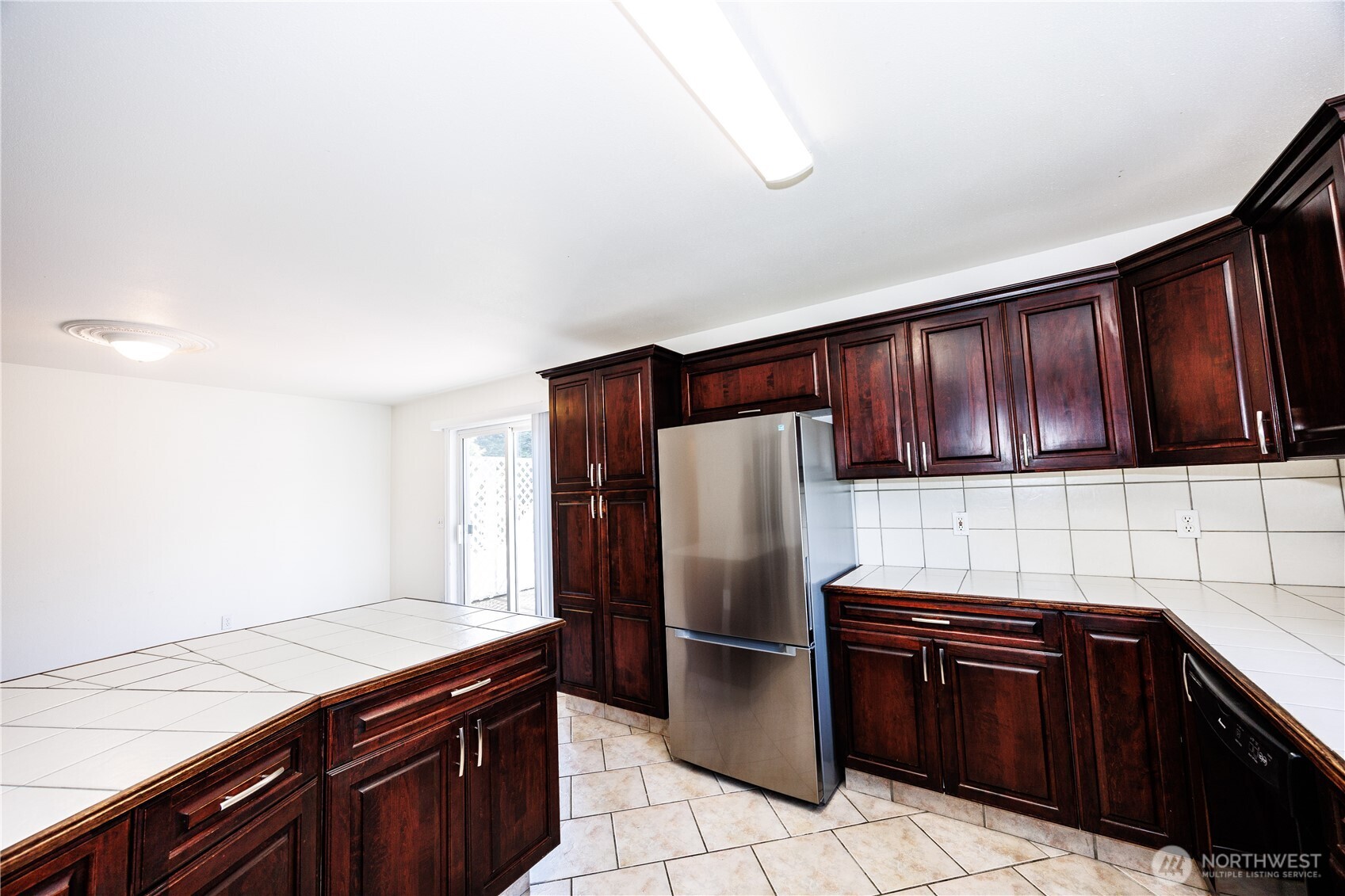 1301 1305 Mitchell Avenue Property Photo 9