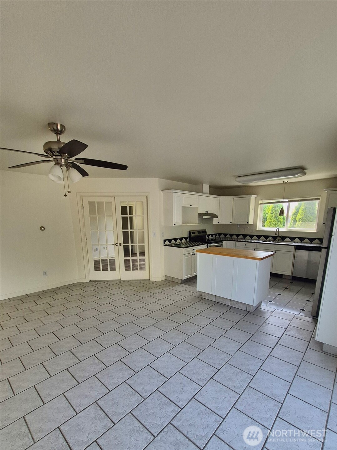 1301 1305 Mitchell Avenue Property Photo 29