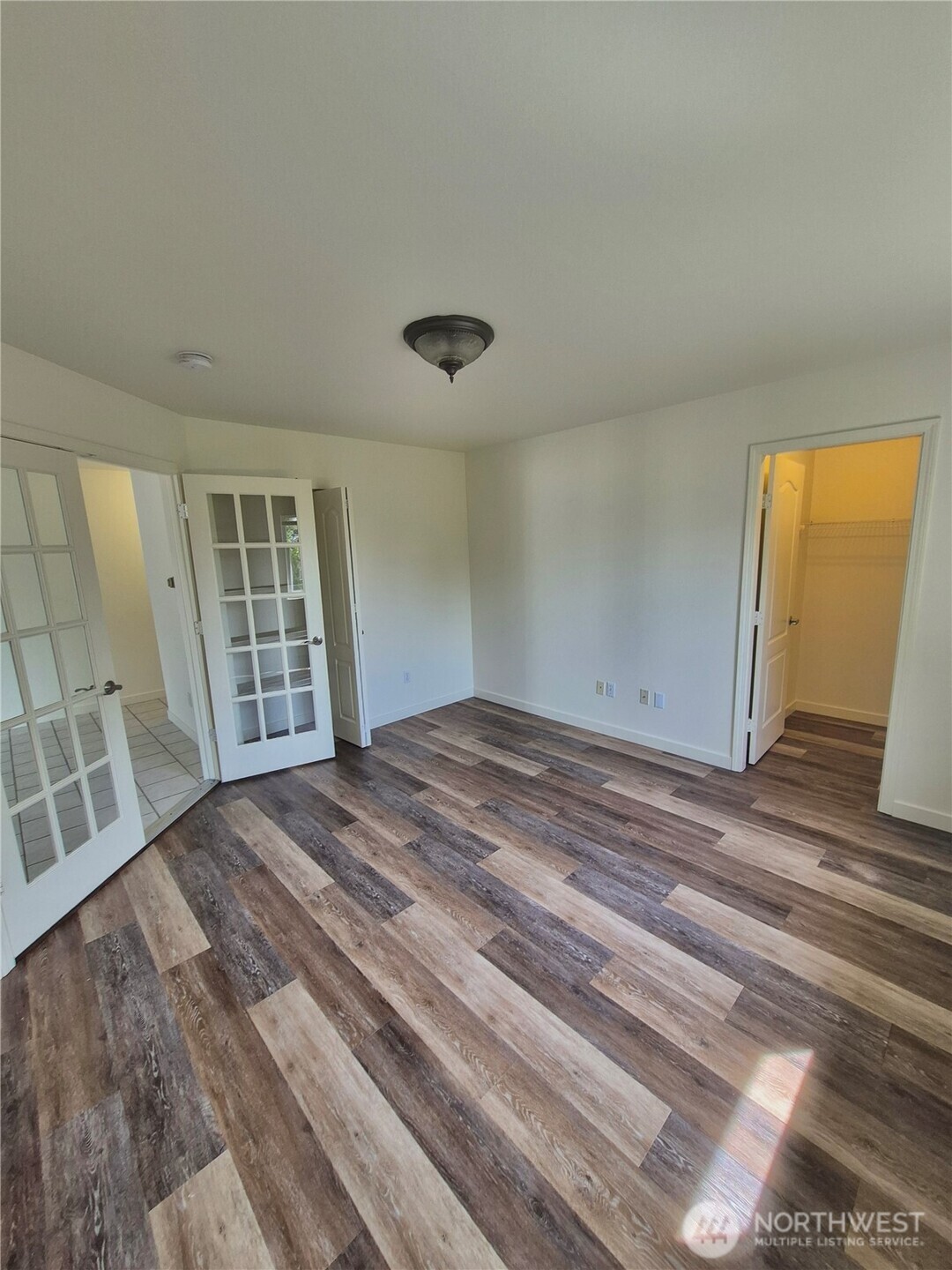 1301 1305 Mitchell Avenue Property Photo 31
