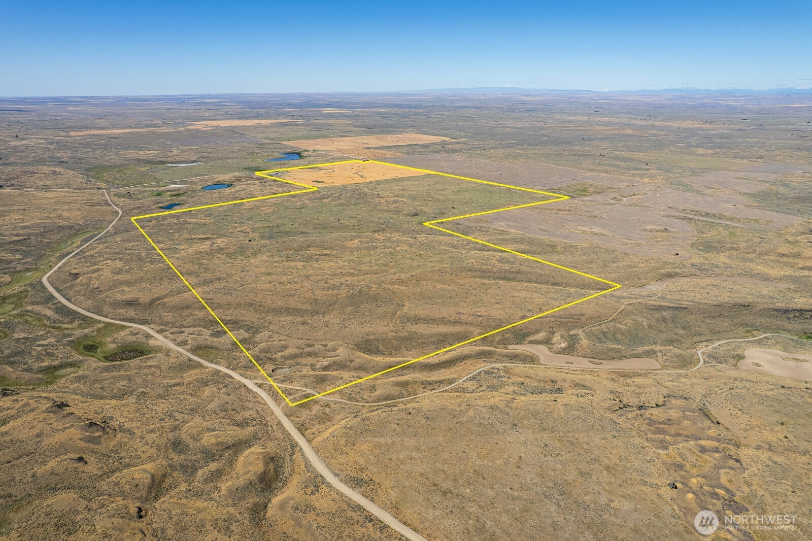 2145 27 Road Property Photo 4