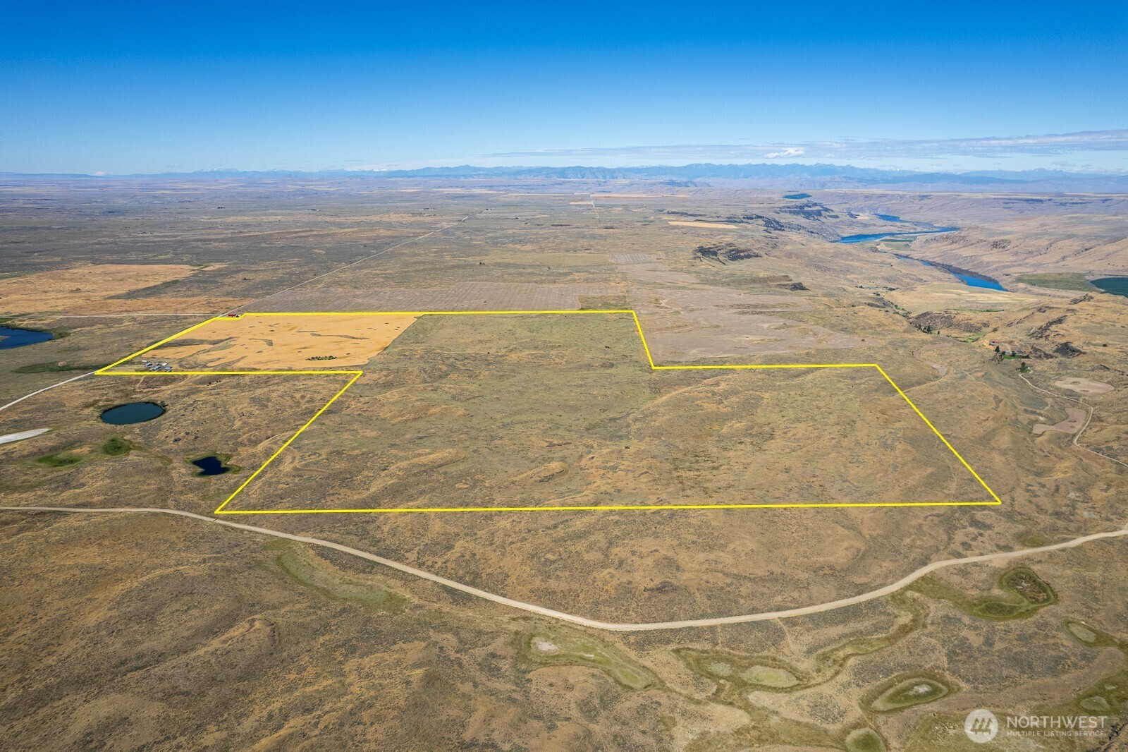 2145 27 Road Property Photo 5