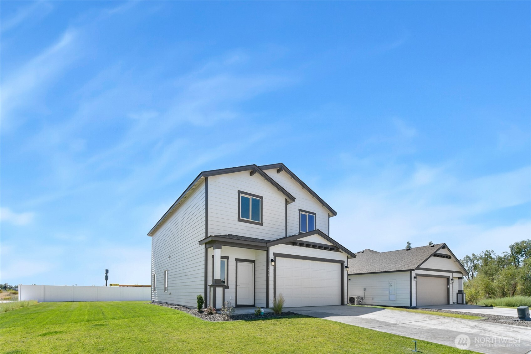 4247 W Sandy Court Property Photo 2
