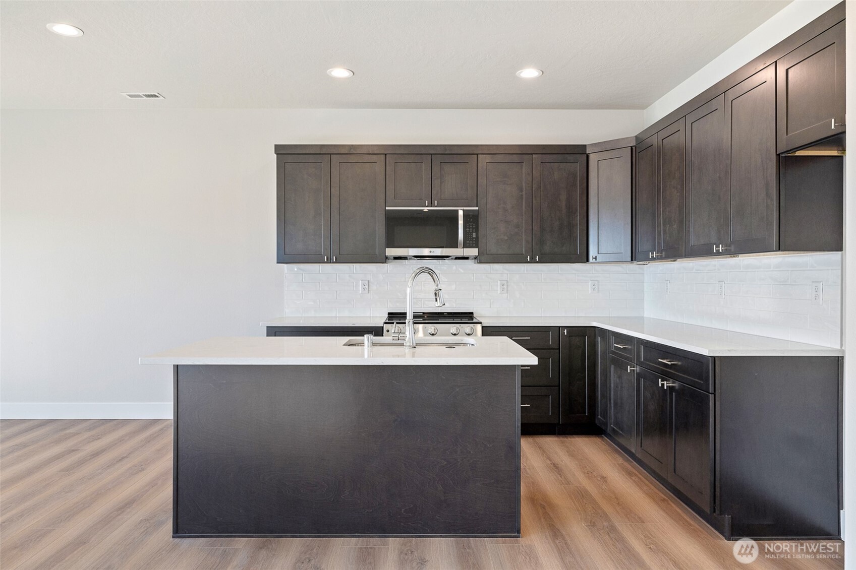 4247 W Sandy Court Property Photo 6