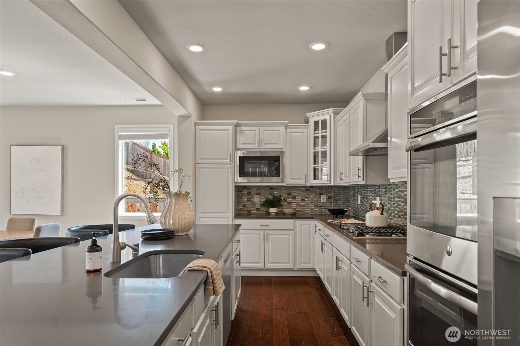 21221 41st Avenue Property Photo 9