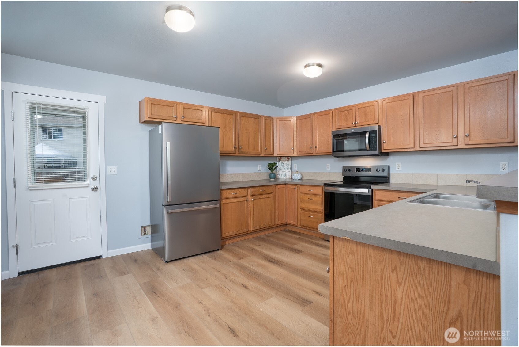 17821 36th Avenue Property Photo 6