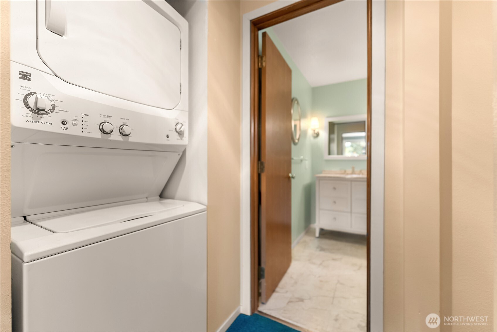 14 Apple Way Property Photo 18