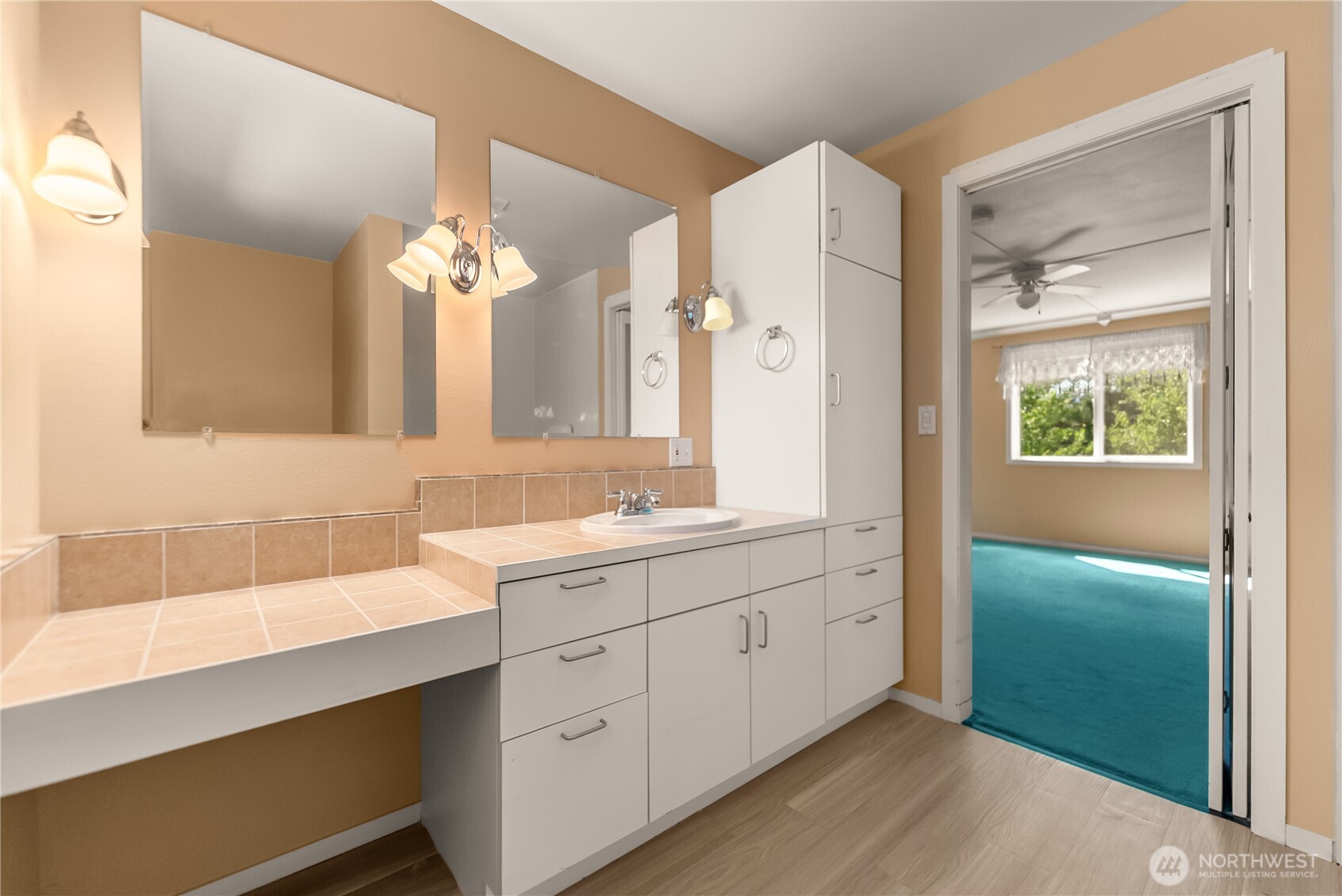 14 Apple Way Property Photo 22