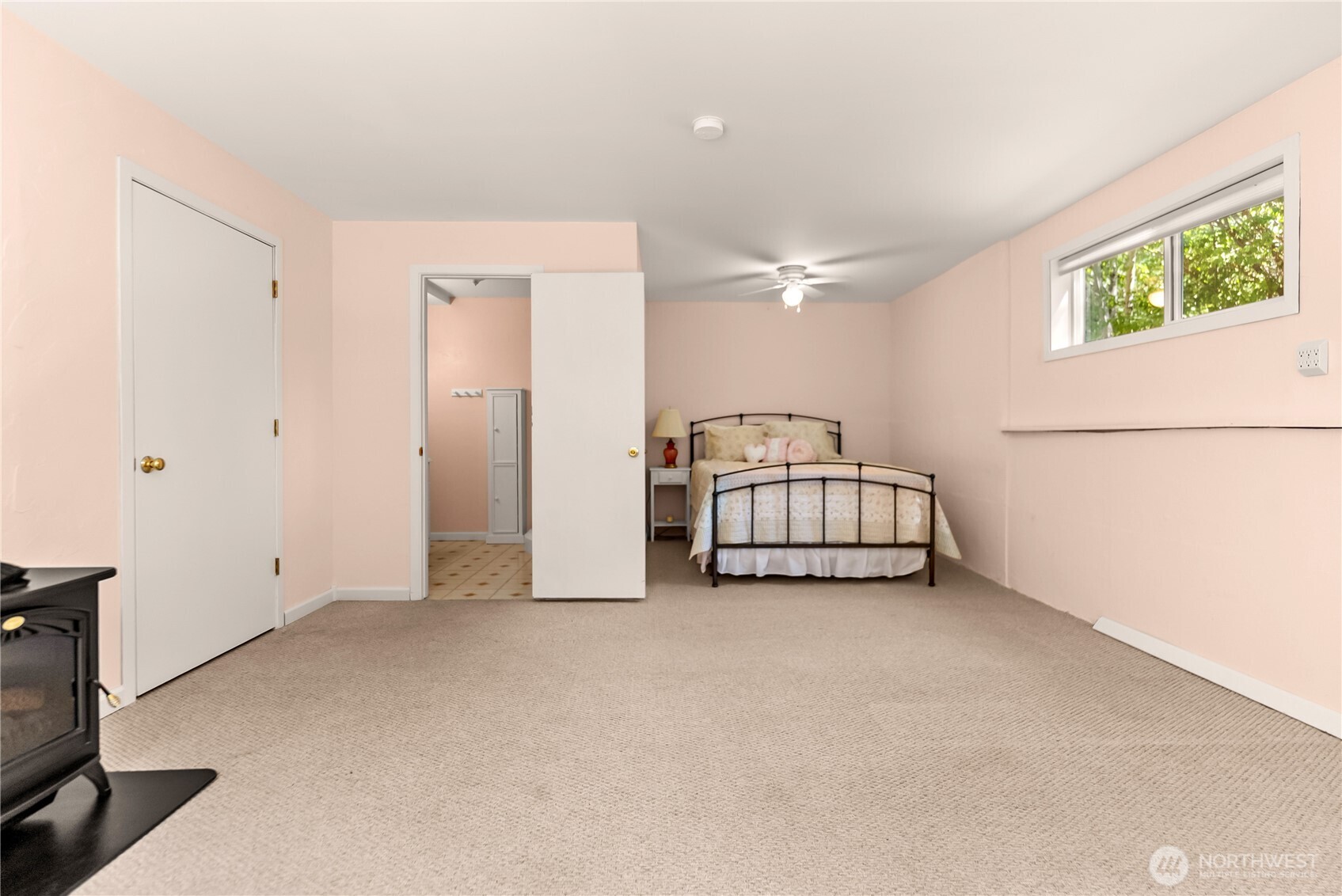 14 Apple Way Property Photo 25