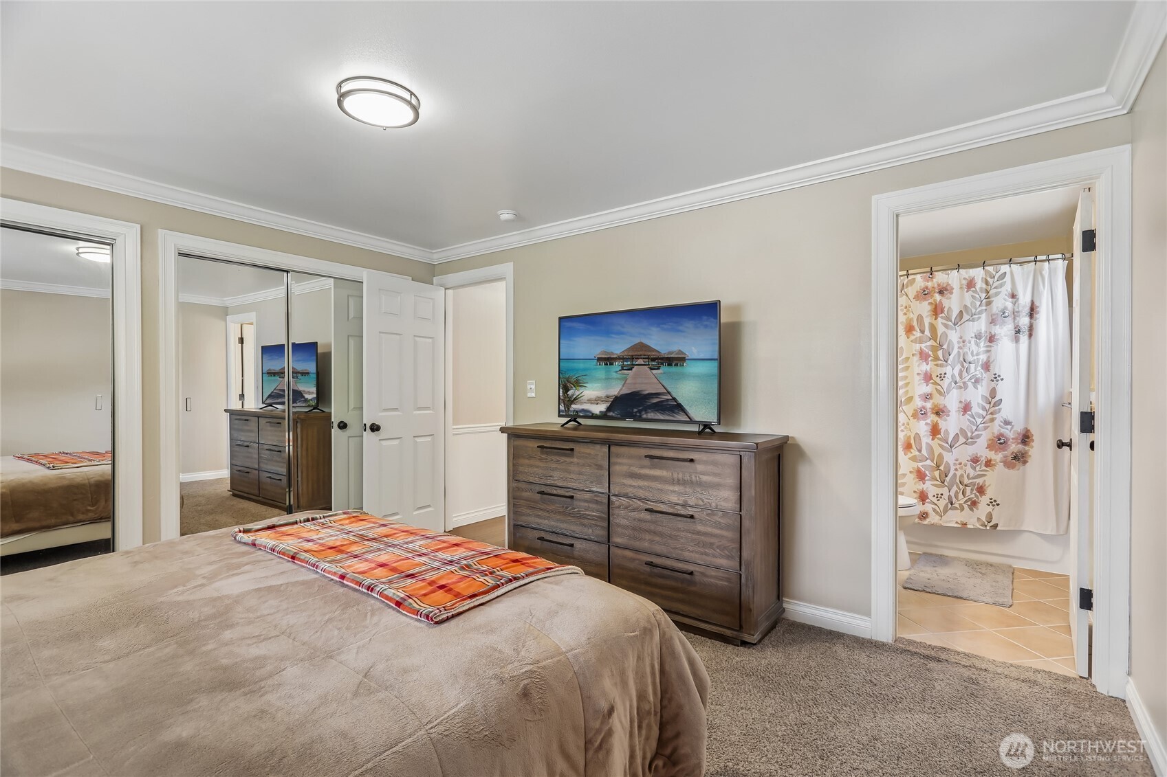 4512 193rd Place Property Photo 12