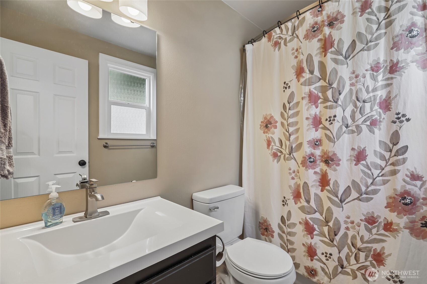 4512 193rd Place Property Photo 13