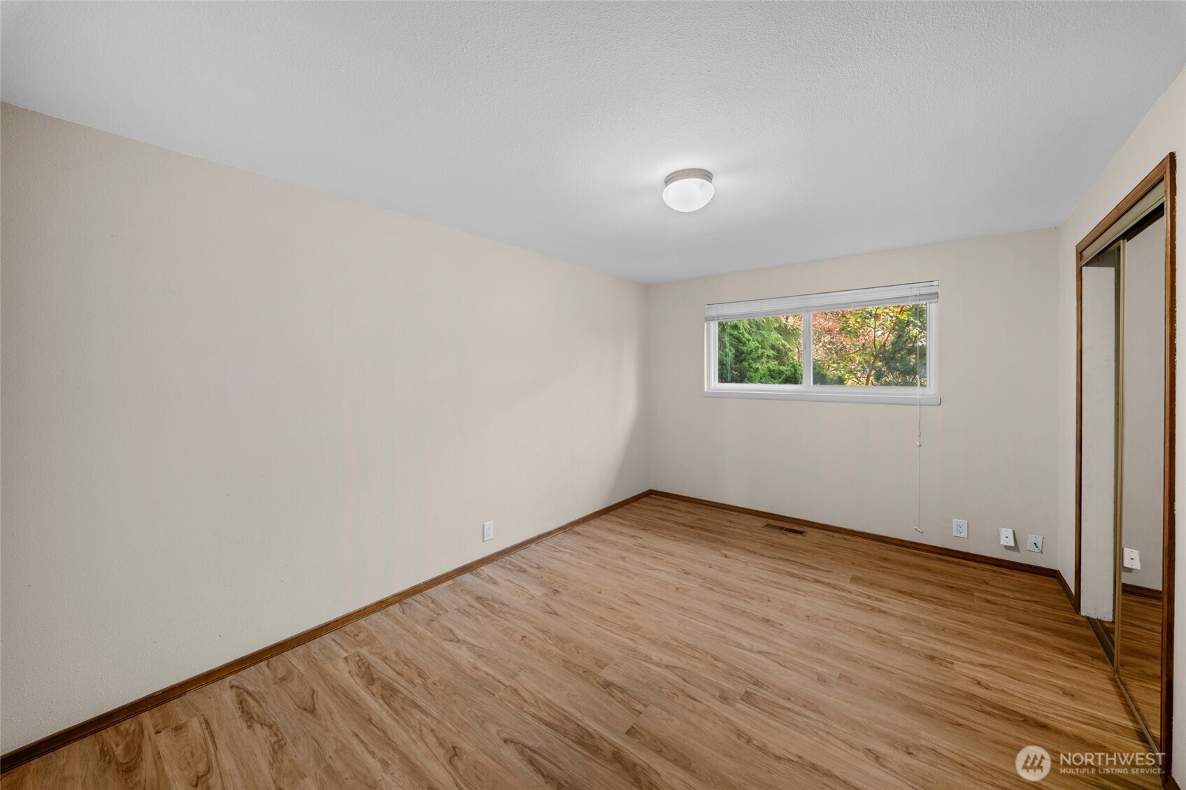 11502 29th Avenue Property Photo 16