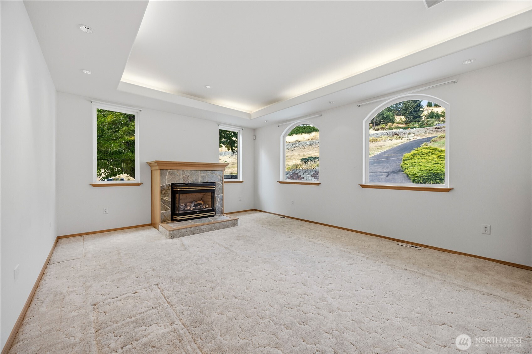 3035 Lakeshore Drive Property Photo 10