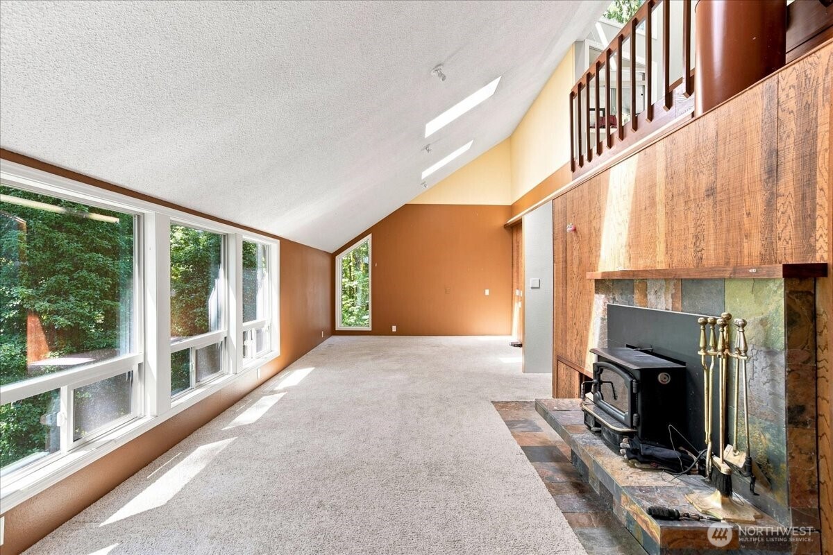 2425 Archwood Drive Property Photo 13