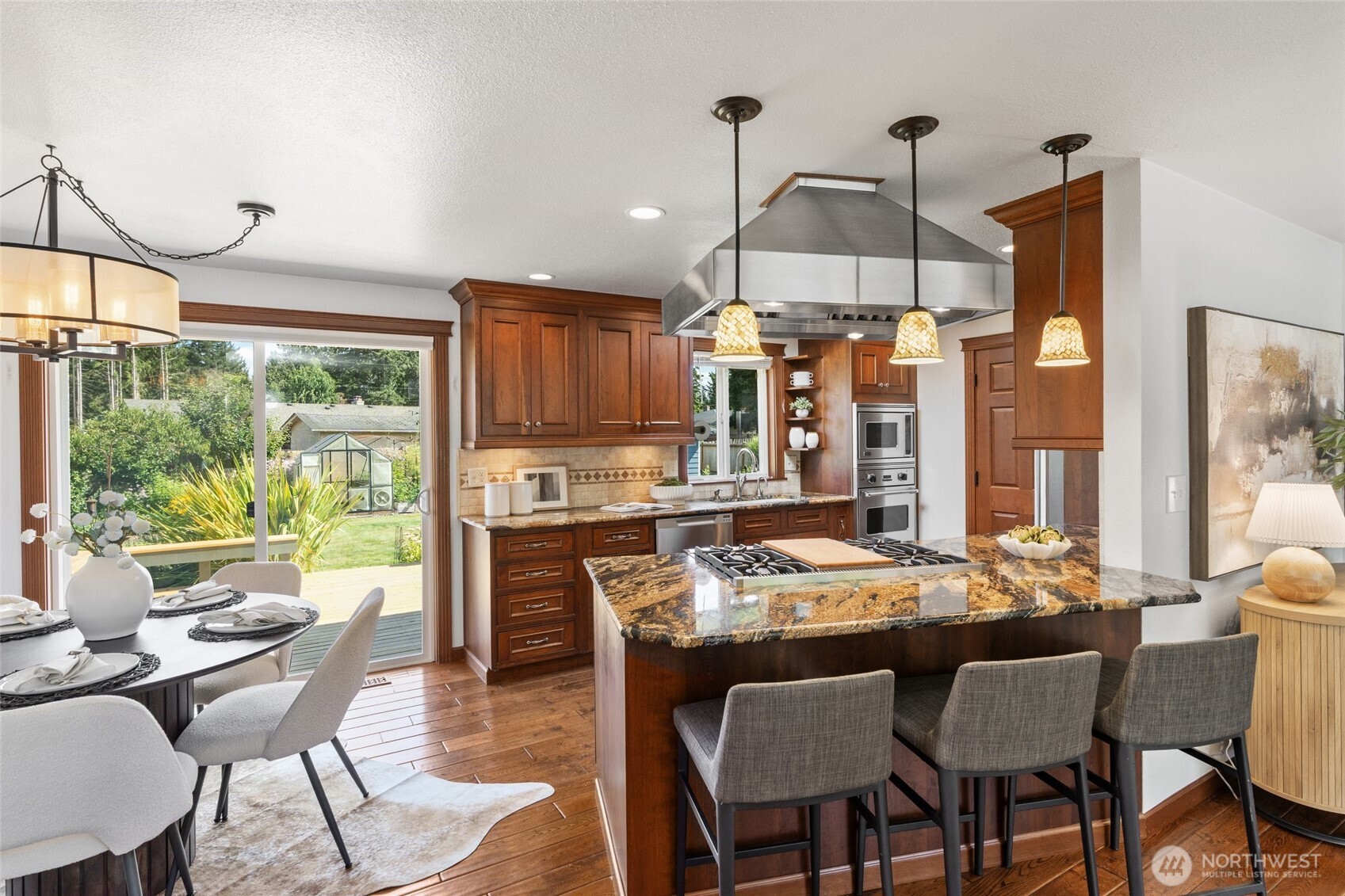 10501 25th Drive Property Photo 4