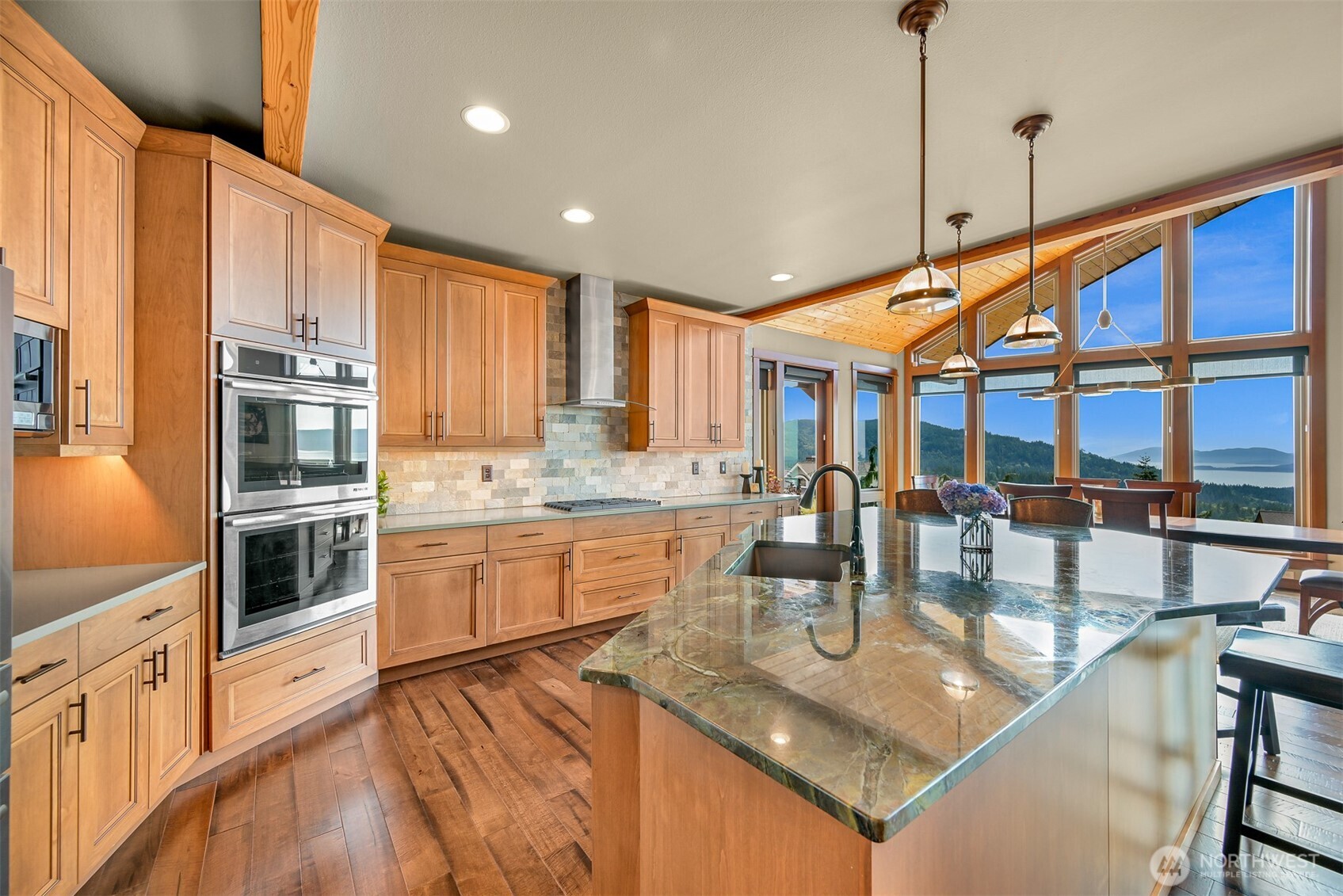 4311 Samish Crest Drive Property Photo 15