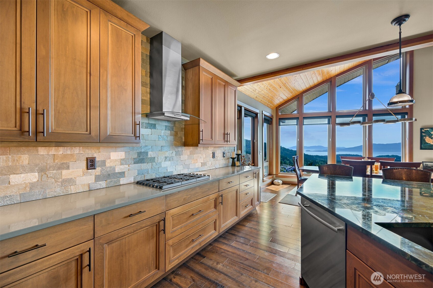 4311 Samish Crest Drive Property Photo 16