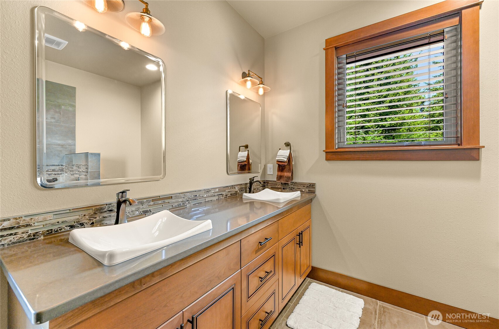 4311 Samish Crest Drive Property Photo 28