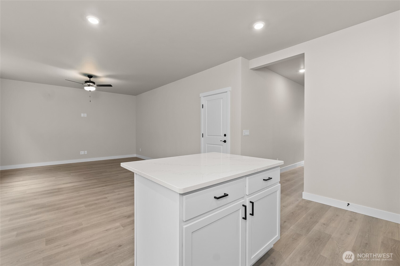 5839 Lost City Lane Property Photo 13
