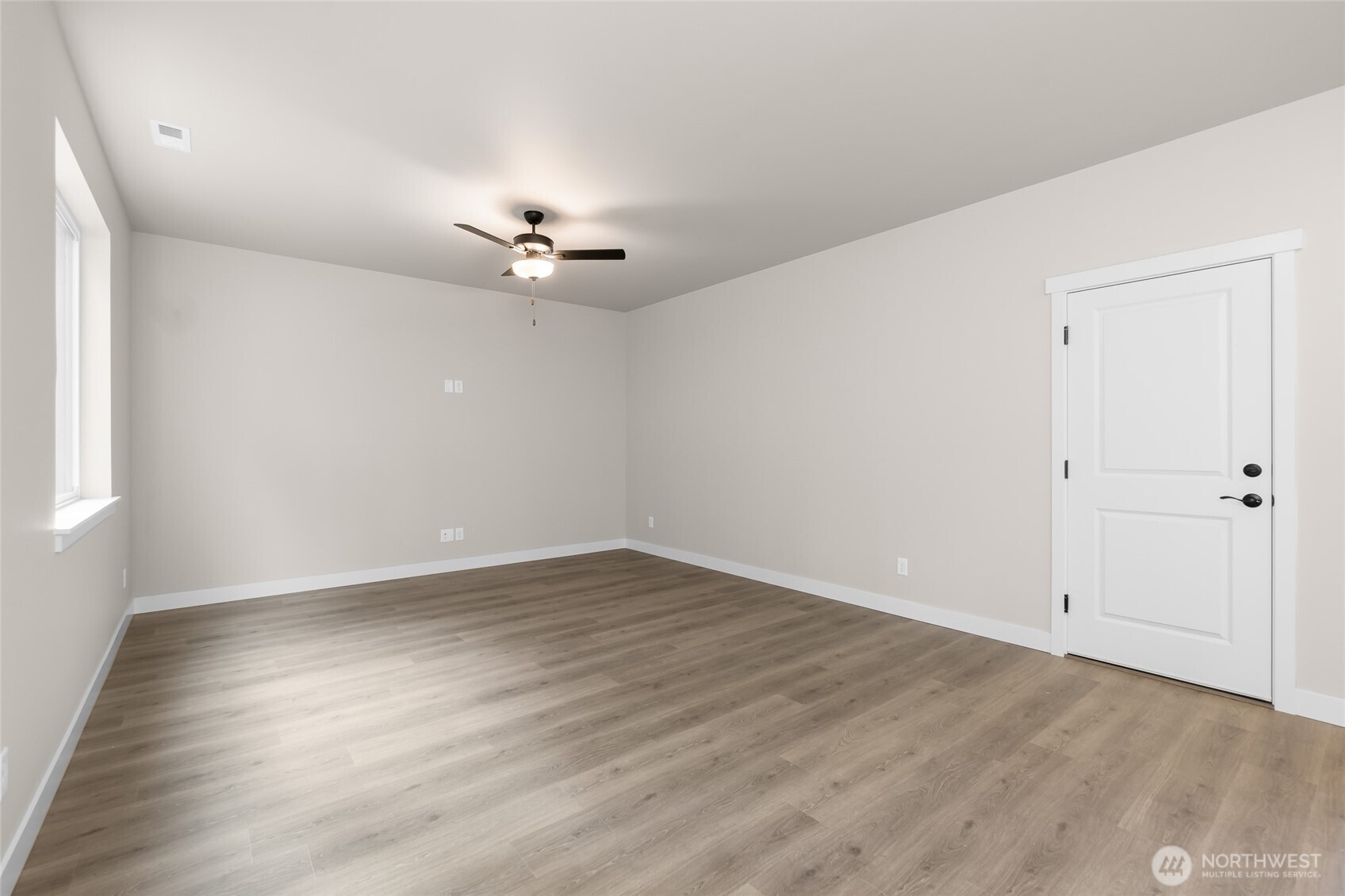 5839 Lost City Lane Property Photo 18