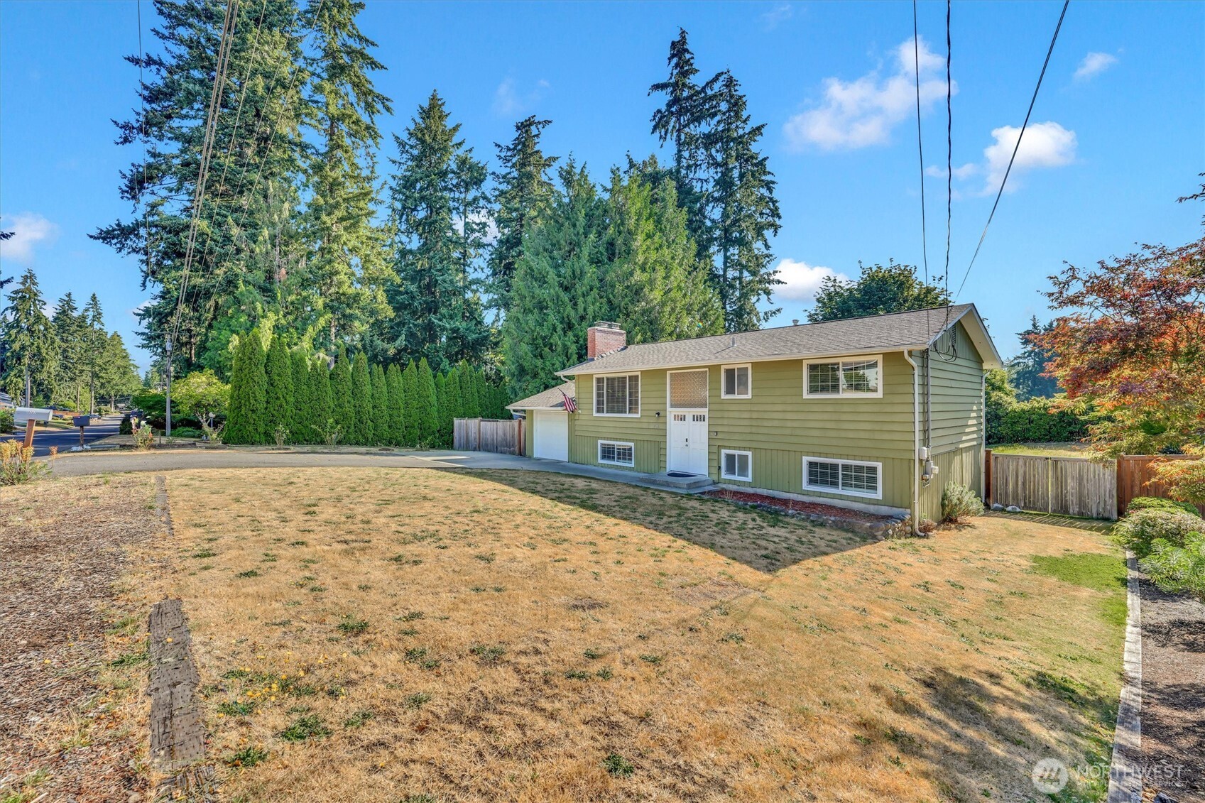 10207 64th Avenue Ct Property Photo 2