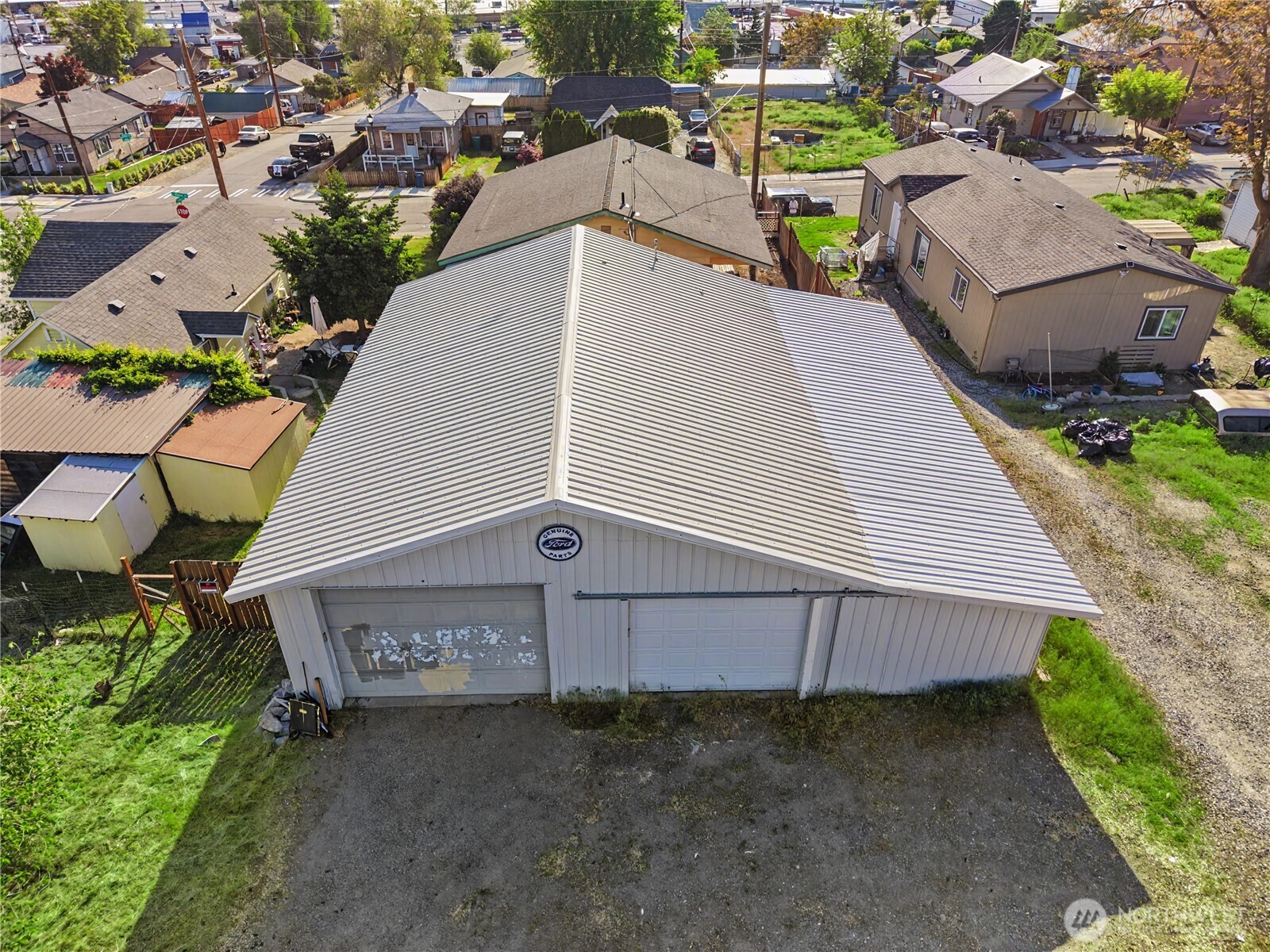 802 S Chelan Avenue Property Photo 6