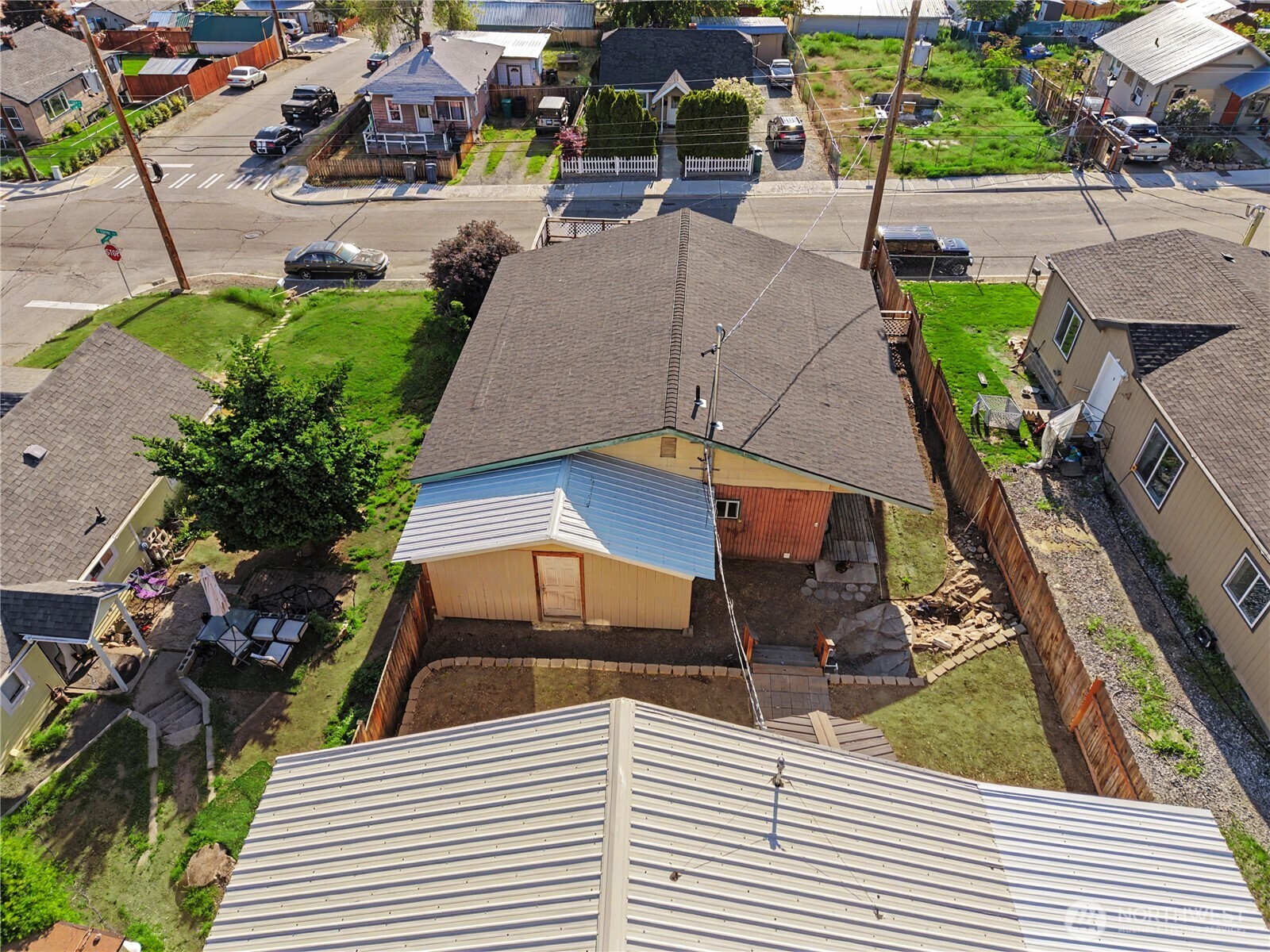802 S Chelan Avenue Property Photo 9