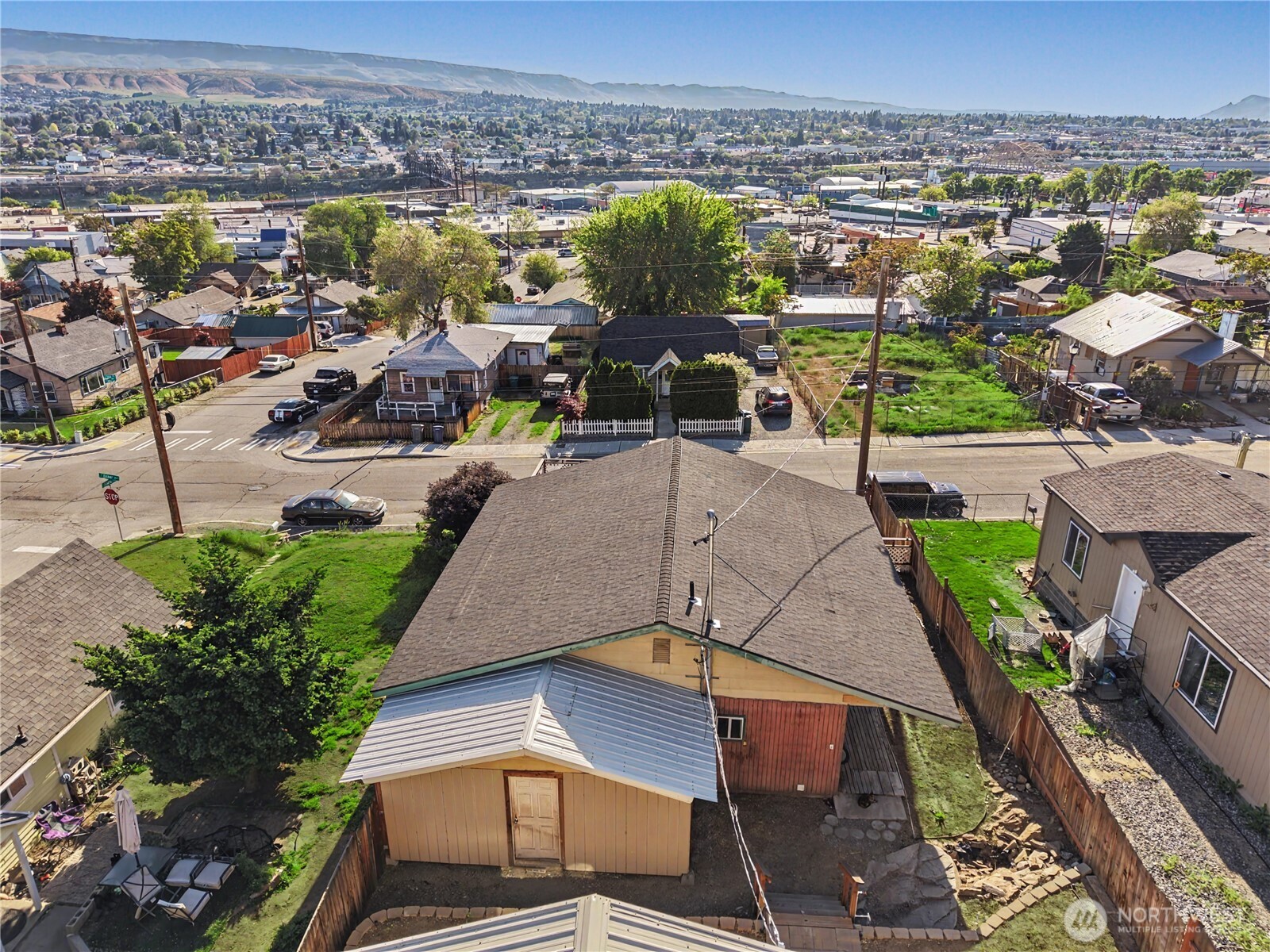 802 S Chelan Avenue Property Photo 10