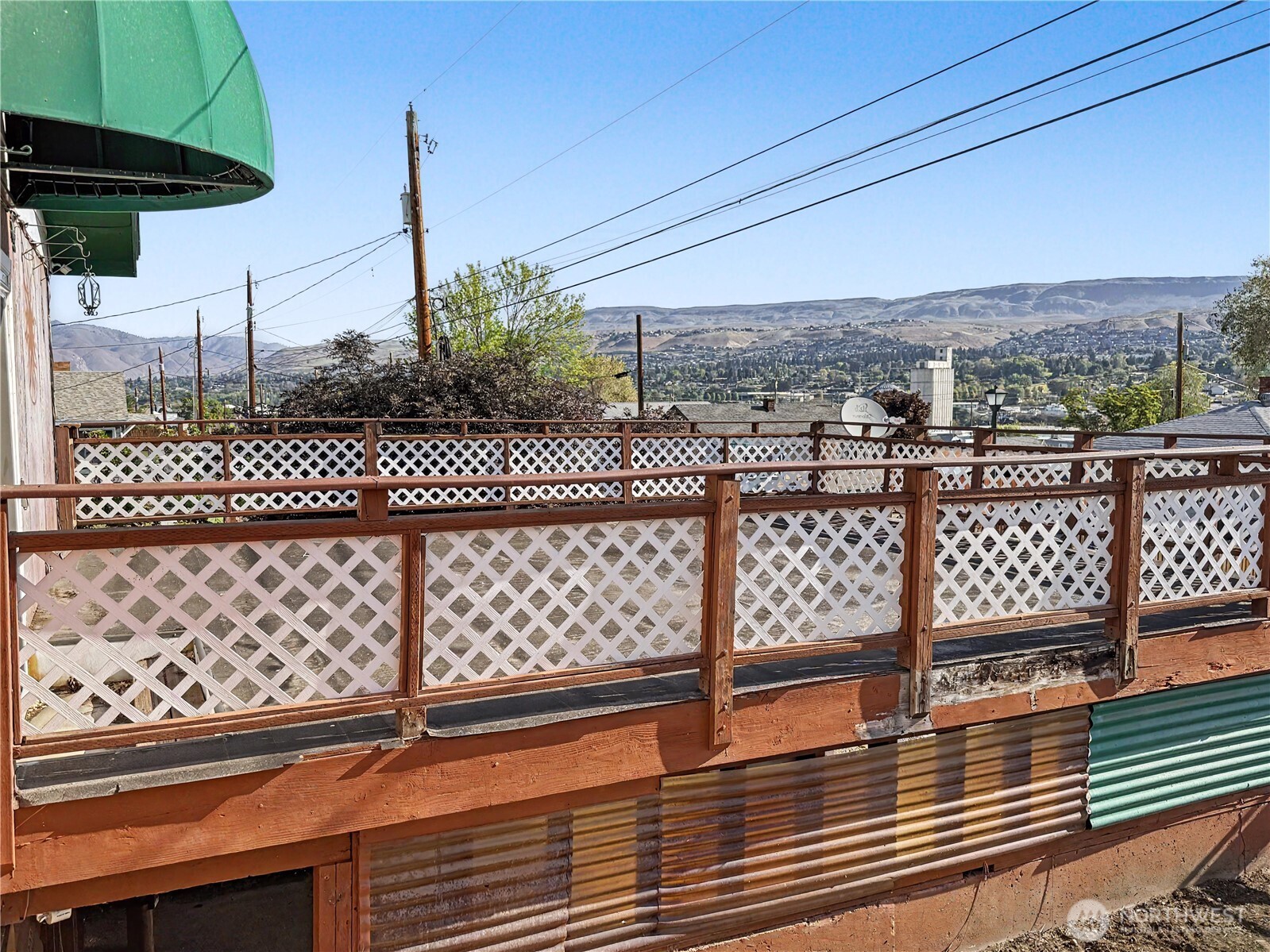 802 S Chelan Avenue Property Photo 22
