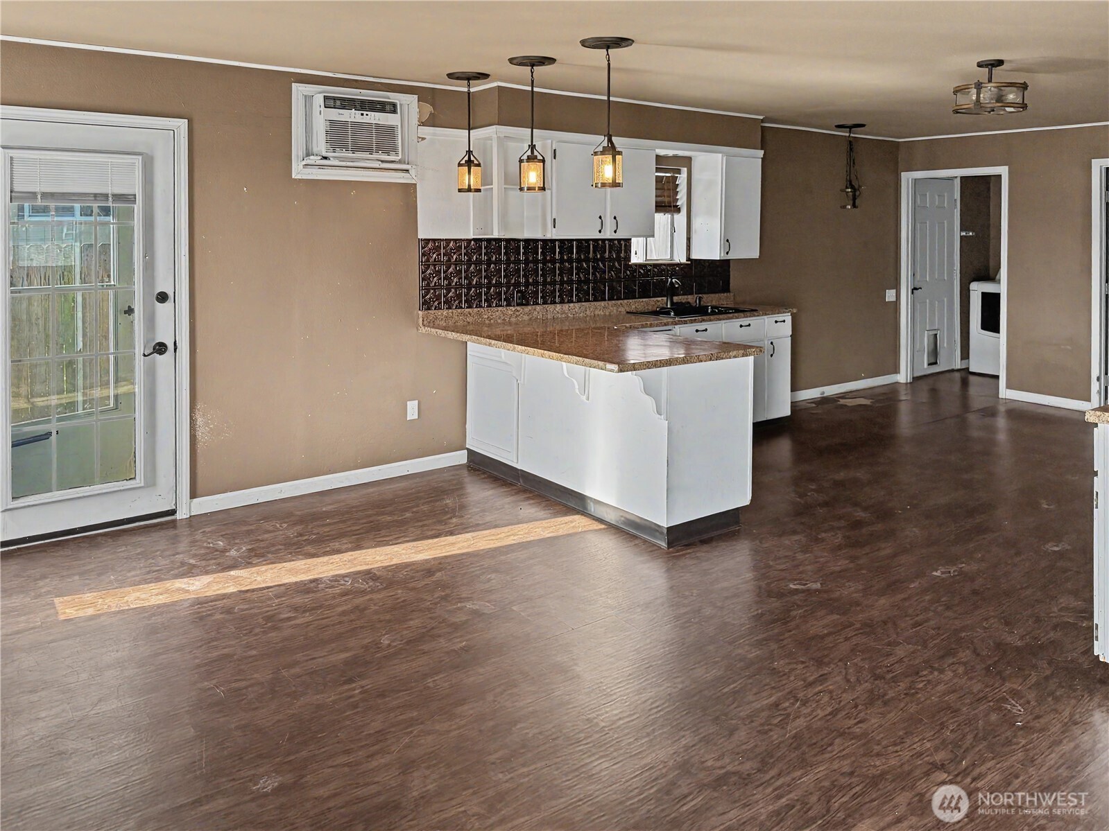 802 S Chelan Avenue Property Photo 25