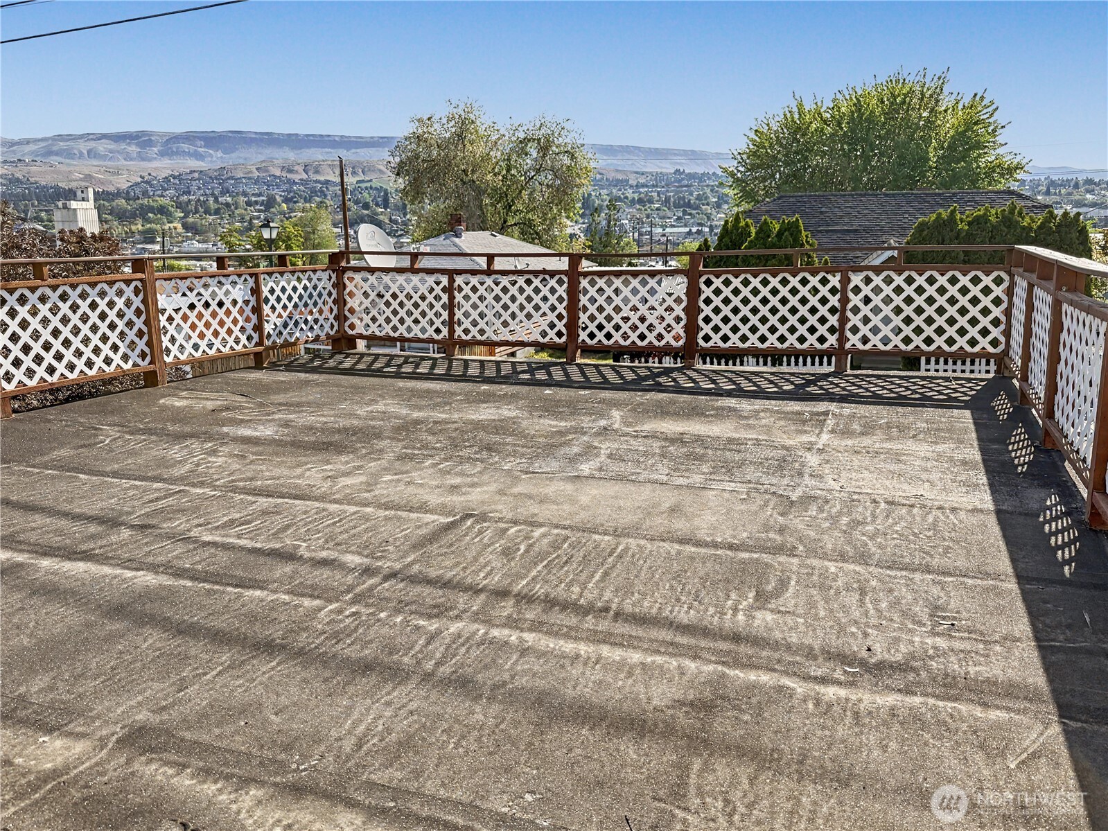 802 S Chelan Avenue Property Photo 32