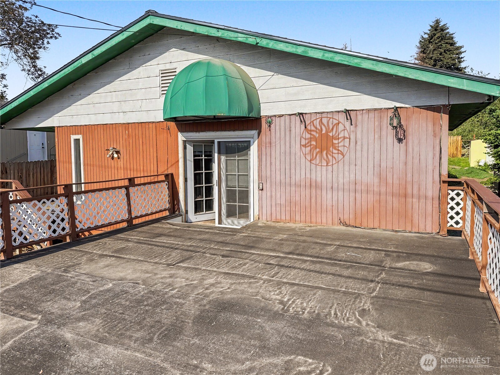 802 S Chelan Avenue Property Photo 34