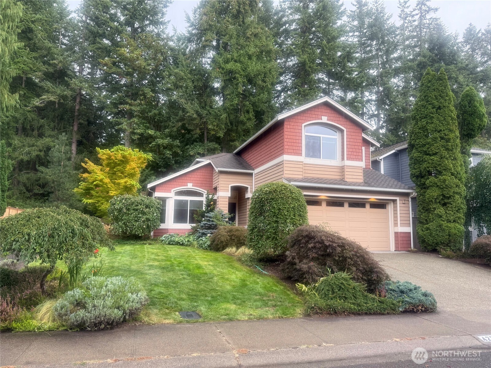 4226 258th Avenue Property Photo 2