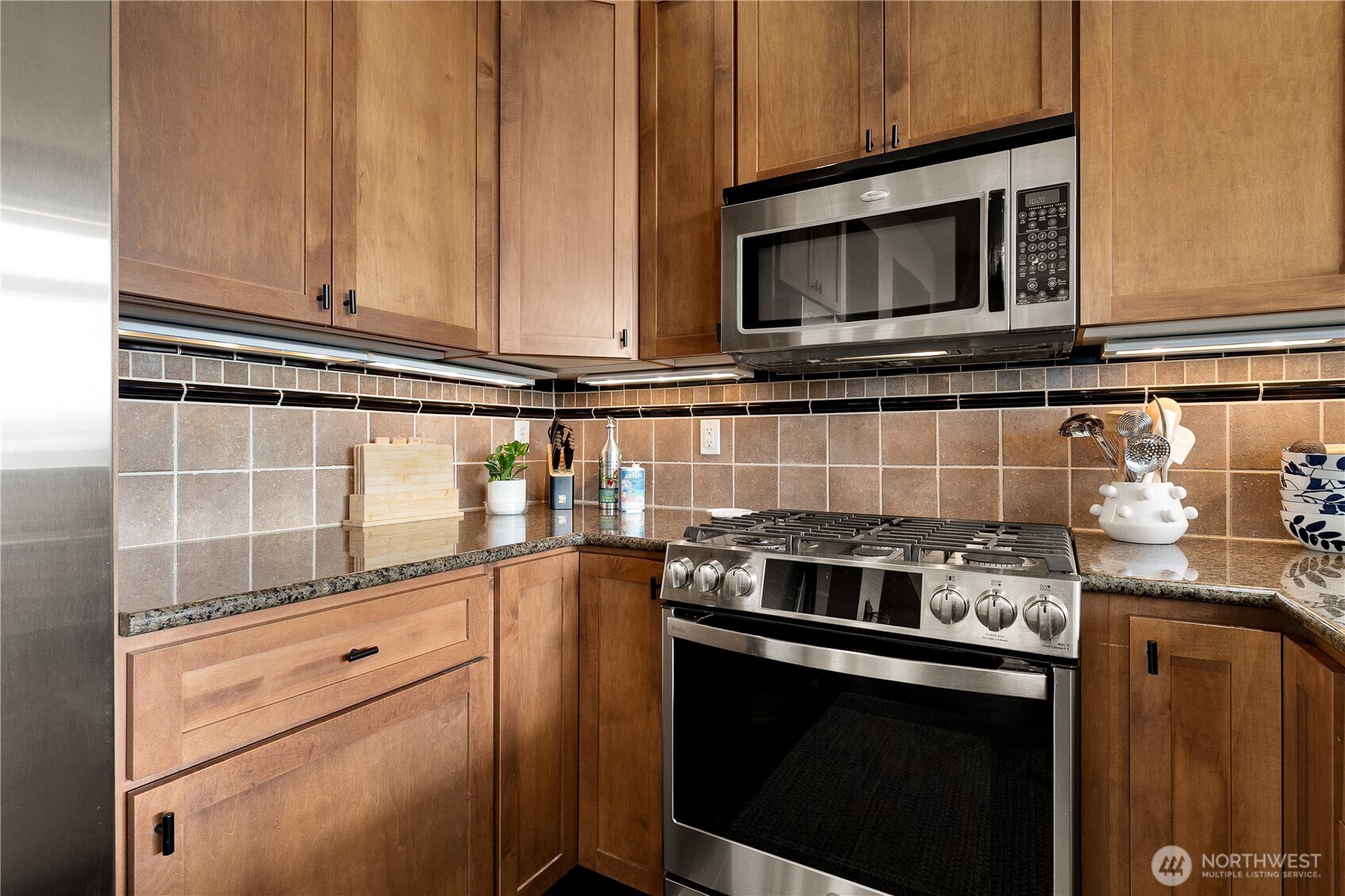 708 Market Street 402 Property Photo 7